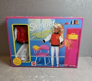 Mattel Barbie - Skipper School Days Playset; #9333, New Doll Not Included 1992