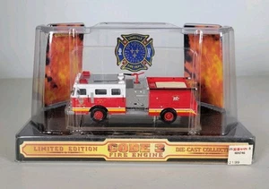 Code 3 Limited Edition Die-Cast 1997 Louisville Seagrave Fire Engine 1:64 02455 - Bild 1 von 19