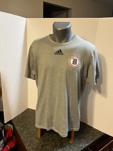 Adidas Detroit Mercy Lacrosse Men’s T-shirt Gray Large Polyester - Picture 1 of 14