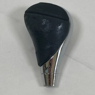 Lexus IS 250 2006-2015 perilla de cambio automática cuero cromo negro Foto 1 de 4