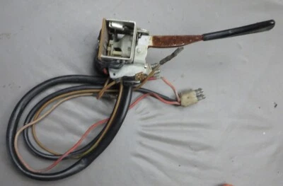 Interruptor limpiaparabrisas Porsche 911 912 1965-67 - núcleo para piezas o restauración Foto 1 de 4