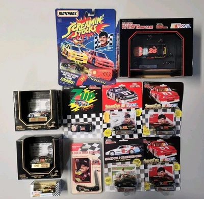 Faca Davey Allison #28 Havoline NASCAR Diecast Collection Plus estojo de colecionador - Imagem 1 de 4
