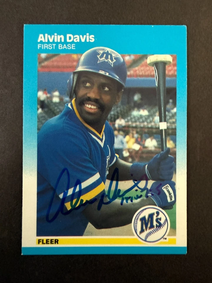 1987 Fleer SIGNED: Alvin Davis, MARINERS #584 - Image 1 of 1