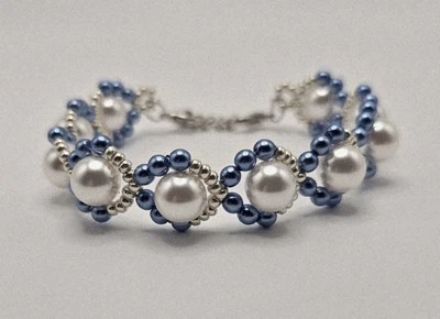 Perlenarmband, Armband Damen, Schmuck, handgefertigt, Glasperlen - Bild 1 von 3