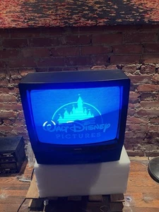 Toshiba MV19M2 CRT TV/VCR Combo 20” Retro Gaming Television / VHS Combo (WORKS) - Picture 1 of 21