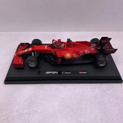 Ferrari SF21 - C. Sainz #55 - Scala 1:18 Bburago - Ottime Condizioni - Immagine 1 di 4