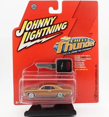 Johnny Lightning 2005 marrón 1967 Chevy Chevelle SS Thunder Rollin llave de bonificación Foto 1 de 2