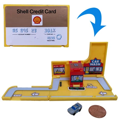 MICRO MACHINES MINI INSIDERS PORSCHE 959 SHELL / CAR WASH CREDIT CARD PLAYSET - Image 1 of 4