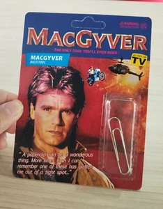 Giocattoli Personalizzati Fatti a Mano Macgyver Multitool - Foto 1 di 10