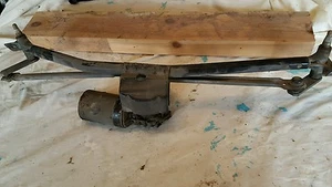 Audi coupe Quattro cabriolet b3 b4 s2 front wiper motor used  - Picture 1 of 1