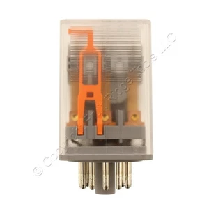Eaton D3 Plug-In Octal Relay 3PDT 240VAC Coil 7200 Ohm D3PR3B-A3 - Picture 1 of 5