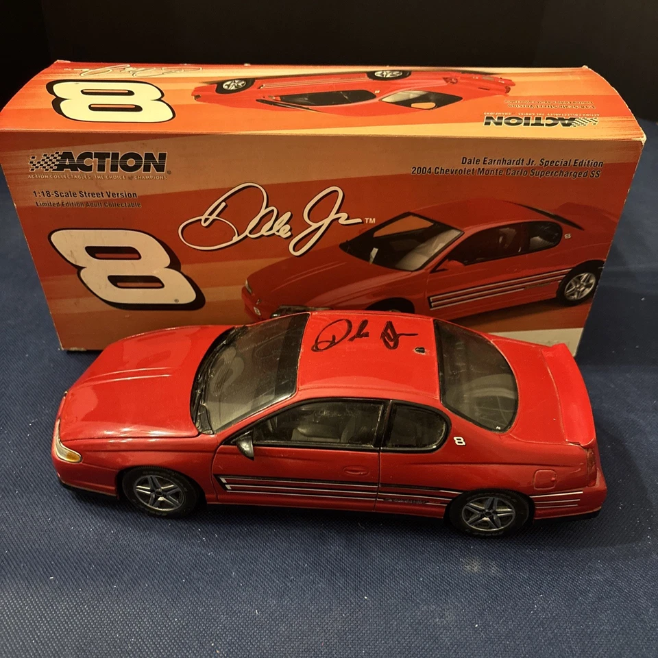 Action Dale Earnhardt Jr 2004 Chevy Monte Carlo SS Street Version 1/18 Diecast