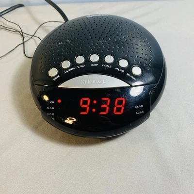 SuperSonic SC-380: Digital AM/FM Radio Dual Alarm Clock - Black - Image 1 of 3