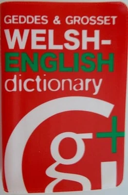 Welsh / English Dictionary Paperback / softback Book The Fast Free Shipping - Image 1 of 2