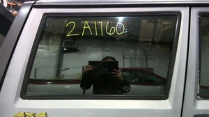 84-01 Jeep Cherokee Passenger RH Quarter Window Glass (Tint) - Picture 1 of 1