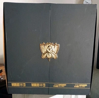 League Of Legends Worlds The Grind The Glory 2023 Unlocked Collectors Edition - Image 1 of 4