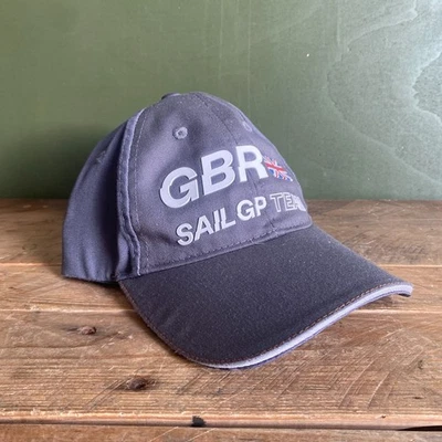 Cappello Berretto GBR Sail GP Team Henri-Lloyd - Grigio - Cotone Organico/Plastica Riciclata - Immagine 1 di 4