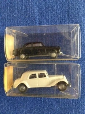 Wiking 1/87 Citroen 15 Six # 82212 + Borgward Isabella # 82312 vintage - Immagine 1 di 4