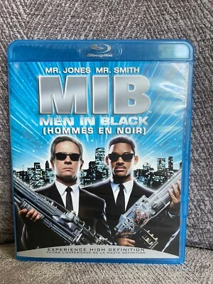 Men In Black (Blu-ray, 2008) Like New - Image 1 of 3