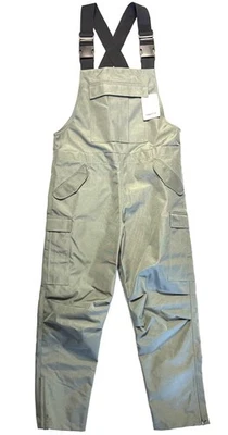 Babero verde follaje 18 EAST BDU 1000D de lona de nailon para excursionistas vadeadores (precio de venta sugerido por el fabricante $255) Foto 1 de 3