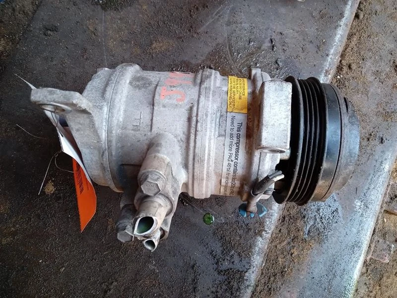 Used A/C Compressor fits: 2002 Chevrolet Suburban 1500 w/rear AC Grade A - Изображение 1 из 4