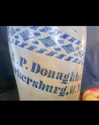 Vaso de gres con cremallera de cobalto decorado Donaghho W Va audaz y nítido 2 galones  Foto 1 de 4