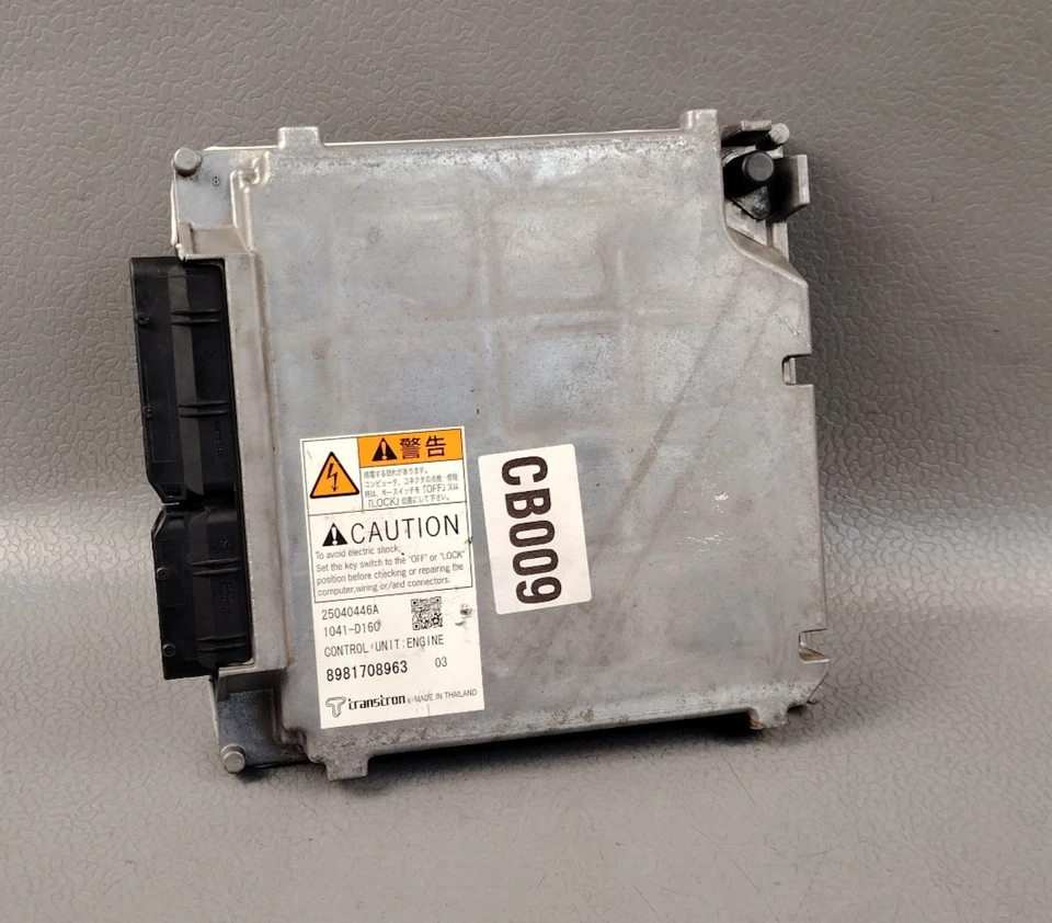 ISUZU Rodeo D Max 3.0 TFR TFS TDi Motorsteuergerät ECU ECM 8981708963 - Image 1 of 4