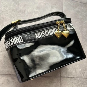 MOSCHINO Kosmetiktasche Emaille schwarz Kosmetiktasche echt Handtasche gebraucht Japan - Bild 1 von 9