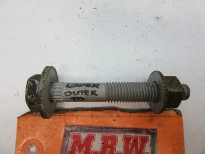 BRAZO DE CONTROL A HUSILLO TRASERO NUDILLO PERNO TUERCA EXTERIOR TRASERO INFERIOR para SATURN VUE Foto 1 de 4