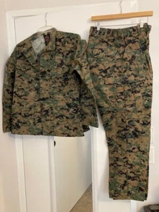 USMC UNIFORM - MCCUU - WOODLAND MARPAT - MEDIUM SHORT - Picture 1 of 8