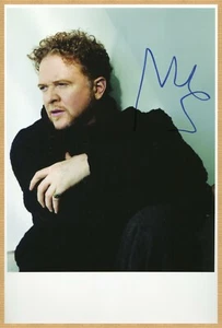 Mick Hucknall - Simply Red - Rare authentic signed large photo - Brussels 2009 - Picture 1 of 1