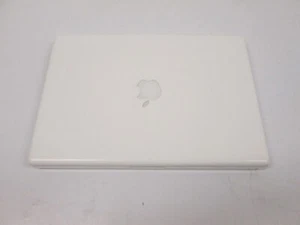 Macbook 13" A1181 intel Core 2 Duo @2.4GHz 4GB RAM NO HDD NO OS NO BATTERY - Picture 1 of 6
