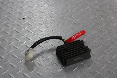 Kawasaki Ninja 500R Ex500D 1998 rectificador regulador de voltaje 21066-1030 Foto 1 de 4