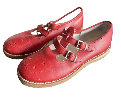 Sandália/vestido Amilio vermelho criança/criança alça em T/inglês sapato capitão - Imagem 1 de 4