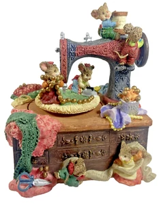 Vintage Sewing Machine with Mice Music Box "My Favorite Things" Resin - Working - Picture 1 of 5