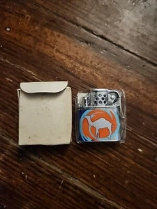 Vintage Camel Metal Flip Top Cigarette Lighter Joe Camel Swirl NEW NOS  - Picture 1 of 2