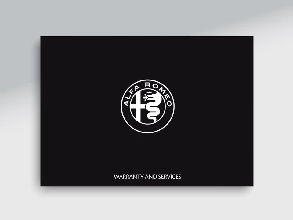 Libro en blanco de historial de servicio Alfa Romeo camioneta deportiva para todos los modelos Foto 1 de 2