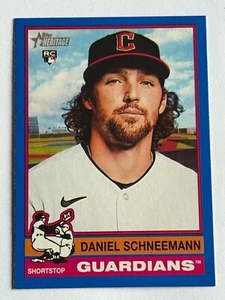 2025 Topps Heritage - Daniel Schneemann #332 (RC) Dark Blue Border - Picture 1 of 2