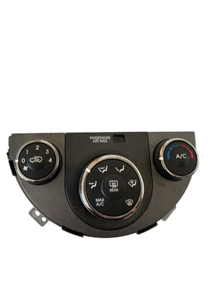 10 11 KIA SOUL Heater AC Control Switch - Image 1 of 4