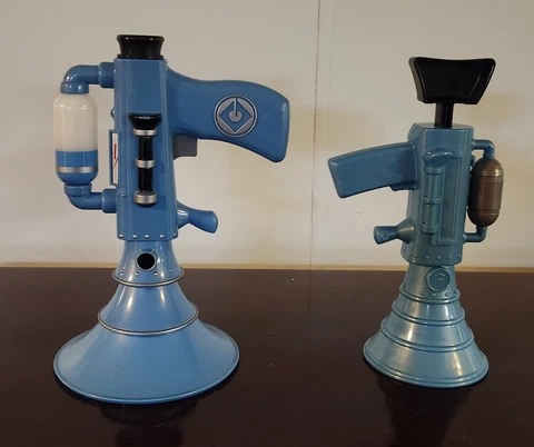 2 Despicable Me Minions Fart Blaster Guns Thinkway Toys Cover