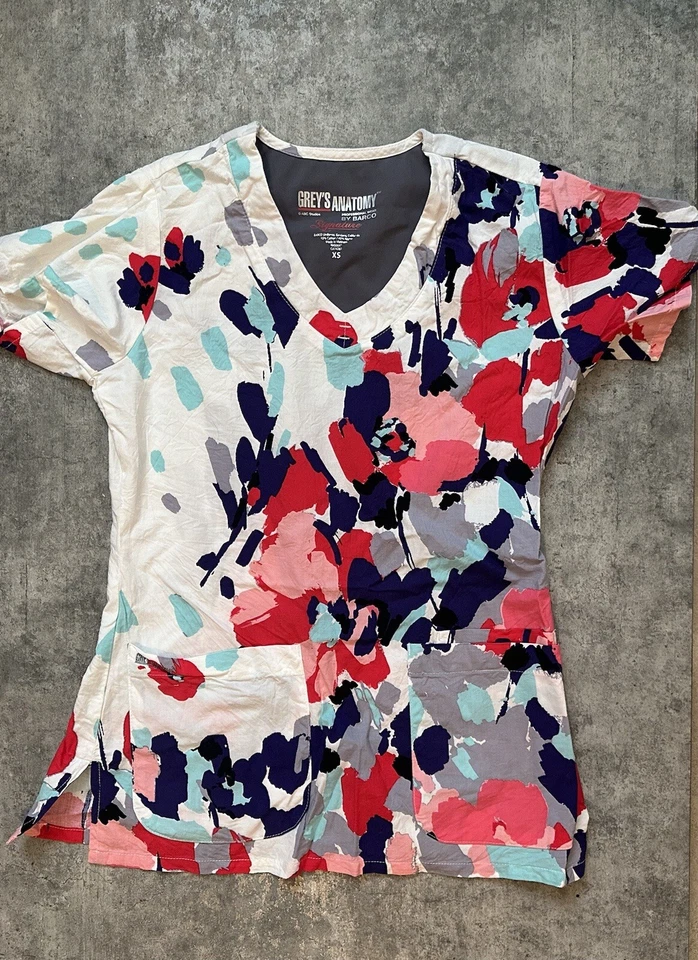 Grey’s Anatomy Scrub Top - Women’s XSmall Floral - Image 1 of 1