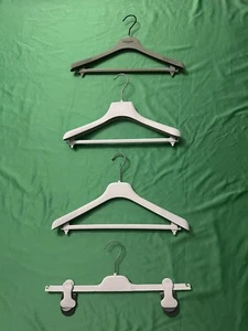 Konvolut 4 Original Hermes Kleiderbügel. - Bild 1 von 16