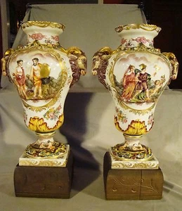Pair Excellent Bloch Paris Porcelain Capodimonte Urn Vases Porcelaine de Paris - Picture 1 of 12