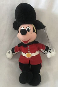 Disney Store England Palace Guard Mickey Mouse Mini Bean Bag Beanie Plush NWT - Picture 1 of 5