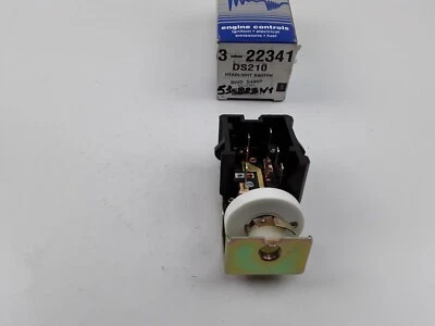 Headlight Switch For Mercury Grand Marquis,Lynx,Cougar,Capri,Ford Ranger,Mustang - Image 1 of 4