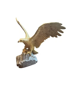 Vintage Carver E Tripp 4440B Gold Eagle Sculpture on Rock Base Bald Eagle Statue - Picture 1 of 11
