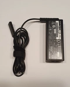 Original- Netzteil / Adapter für Sony Tablet SGPT11 (F322) - Bild 1 von 1