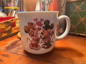 Reutter Vintage Disney Mickey Minnie Valentines Coffee Cup Porzellan Germany - Picture 1 of 5