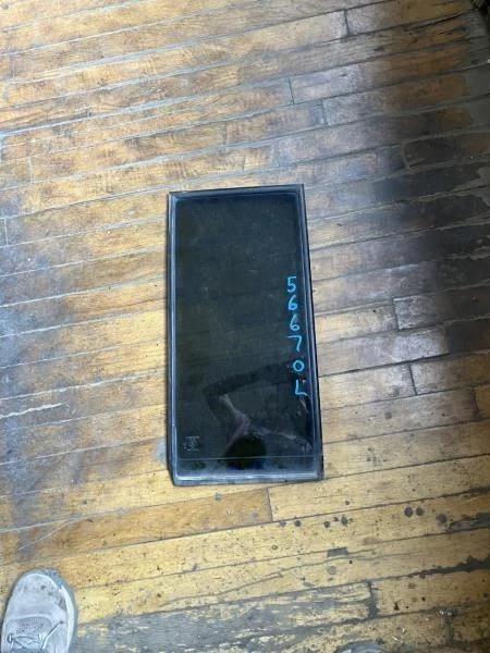 Вентиляционное стекло левой задней двери для водителя подходит для 04–06 SCION XB 369552 - Изображение 1 из 1