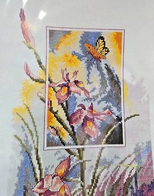 Kit punto de cruz mariposa e iris PERMIN OF COPENHAGEN Dinamarca 12-3196U NUEVO Foto 1 de 3